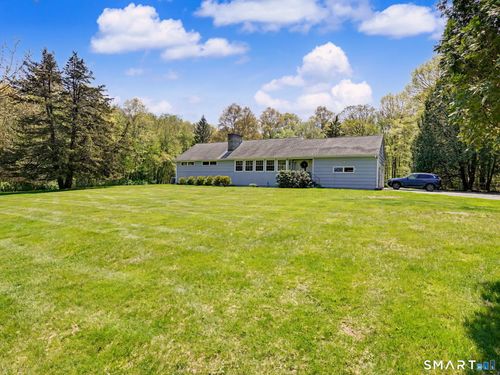 65 Banks Rd, Easton, CT, 06612-1601 | Card Image