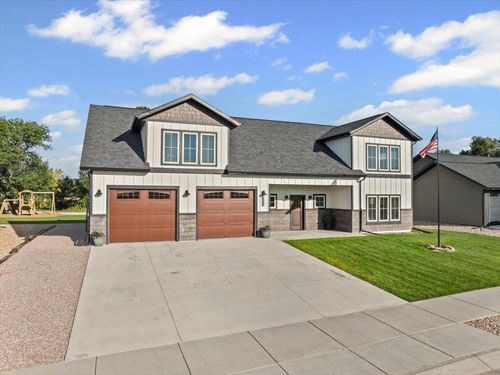 3852 E Beartooth Loop, Spearfish, SD, 57783-7714 | Card Image