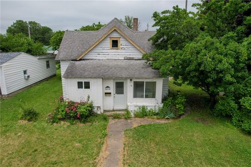 217 E Oak St, Georgetown, IL, 61846-1940 | Card Image