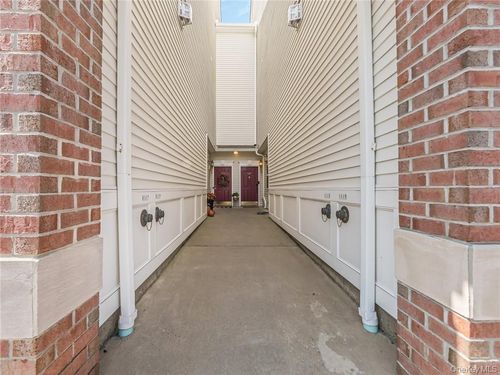 1115 Balsam Dr, New Windsor, NY, 12553-4762 | Card Image