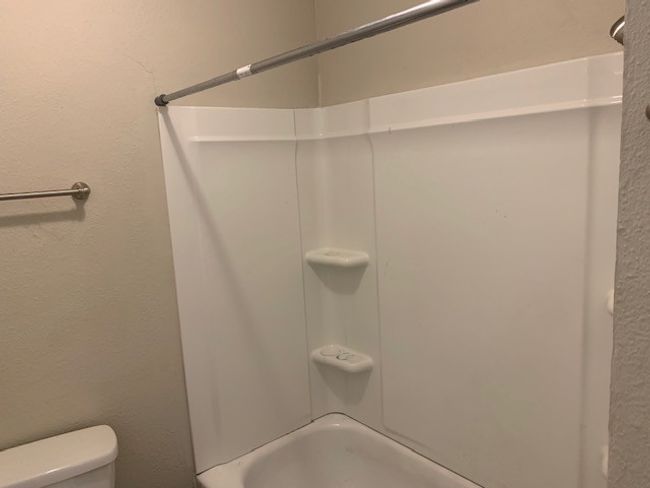 Full bath with toilet | Image 13