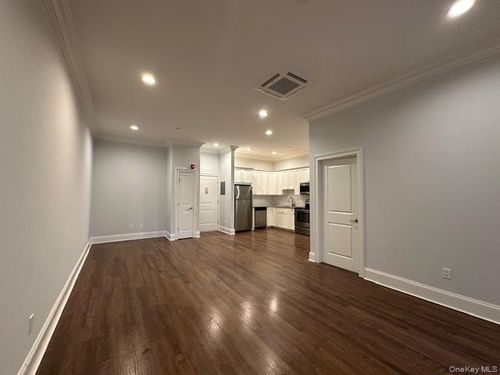 apt-2b-50 Stewart Ave, Huntington, NY, 11743-2795 | Card Image