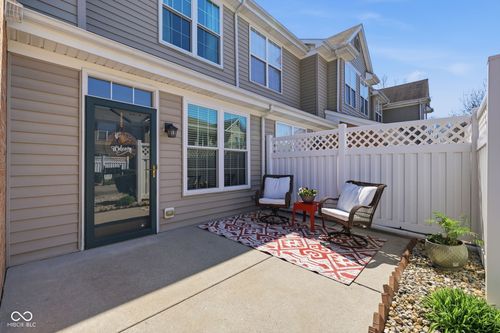 2337 Colfax Ln, Indianapolis, IN, 46260-6603 | Card Image