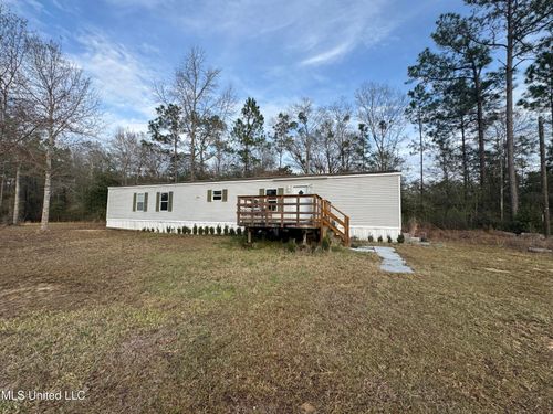 20261 Fox Ridge Dr, Saucier, MS, 39574-9717 | Card Image