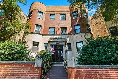 2e-1044 W Byron St, Chicago, IL, 60613-5010 | Card Image