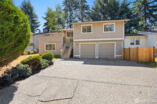 919 Sw 319th Pl, Federal Way, WA, 98023-4745 | Card Image