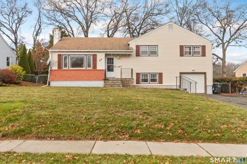 92 Hilldale Rd, West Hartford, CT, 06117-1413 | Card Image