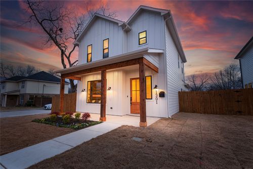 1301 Lela Street, McKinney, TX, 75069 | Card Image