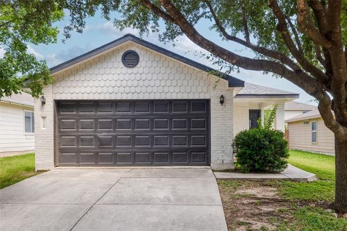 1716 Poppy Seed Ln, Austin, TX, 78741-7515 | Card Image
