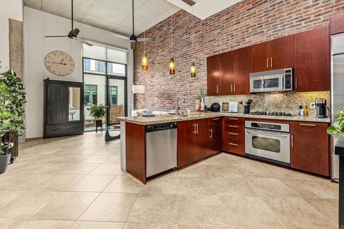 unit-711-1050 Island Ave, San Diego, CA, 92101-7265 | Card Image