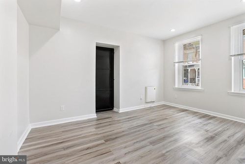 1242 W Airdrie St, PHILADELPHIA, PA, 19140-3707 | Card Image