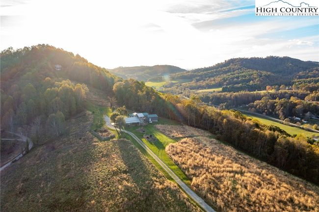 200 Bp Tree Farm Ln, House other with 3 bedrooms, 3 bathrooms and null parking in Sparta NC | Image 39