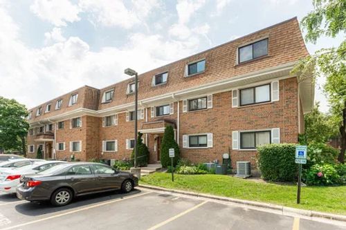 apt-f-4132 Cove Ln, Glenview, IL, 60025-3581 | Card Image