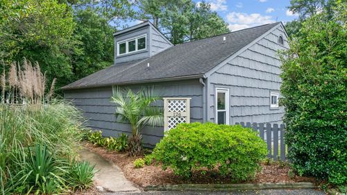 126 Dogwood Pl, North Myrtle Beach, SC, 29582-3075 | Card Image