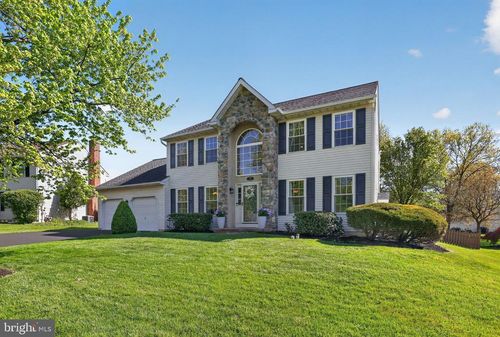 354 Coddington Way, HARLEYSVILLE, PA, 19438-2027 | Card Image