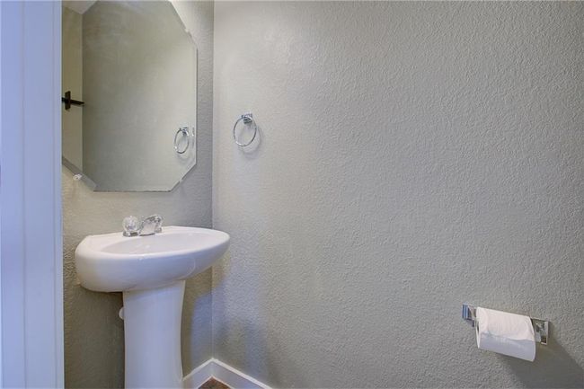 APT-11 - 2001 Faro Dr, Condo with 3 bedrooms, 3 bathrooms and null parking in Austin TX | Image 19