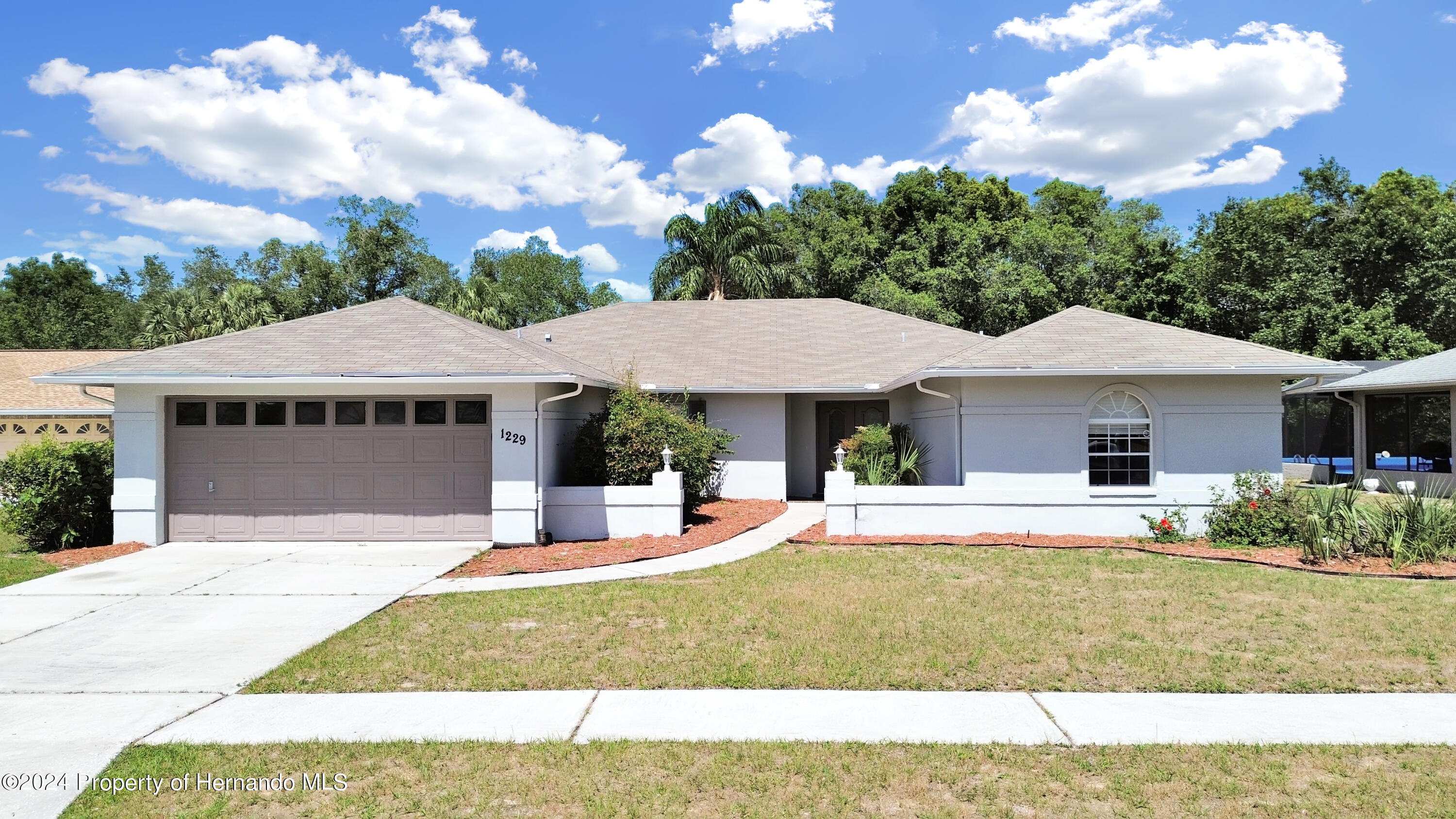 Lansing Dr, Spring Hill, FL 34608