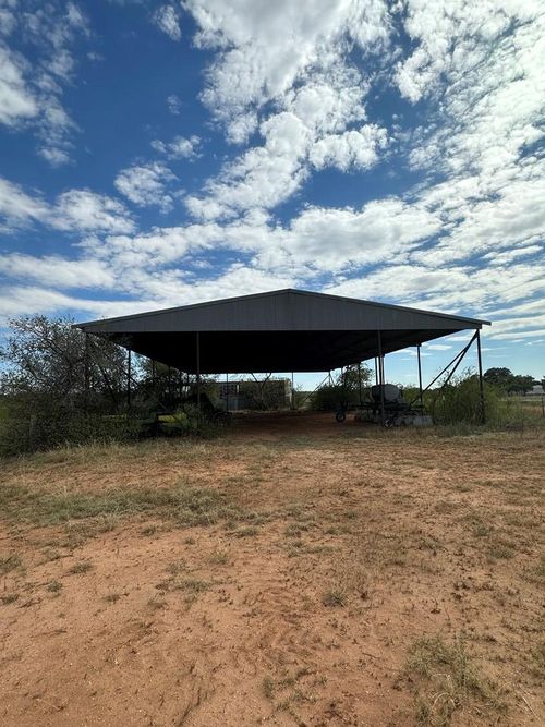 2020 N Us Highway 84, Snyder, TX, 79549-7930 | Card Image