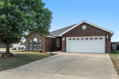 202 Sugarberry Ave, Abilene, TX, 79602-8303 | Card Image