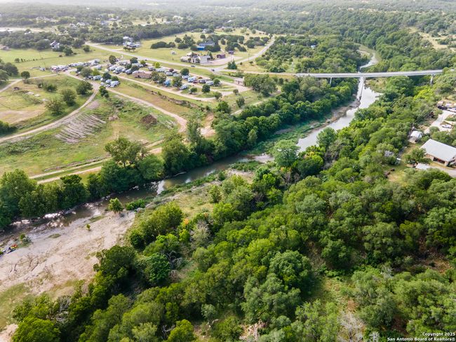 574 Deep Water Dr, House other with 3 bedrooms, 3 bathrooms and null parking in Spring Branch TX | Image 56