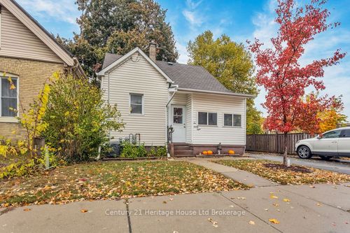1098 Frances St, London, ON, N5W2L7 | Card Image