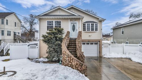 78 Woodland Ave, Keansburg, NJ, 07734-1657 | Card Image