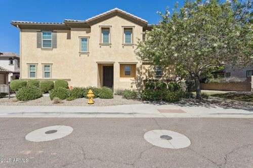 4654 E Tierra Buena Ln, Phoenix, AZ, 85032-3374 | Card Image