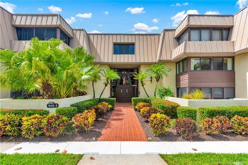 apt-5-207-1800 Se Saint Lucie Blvd, Stuart, FL, 34996-4263 | Card Image