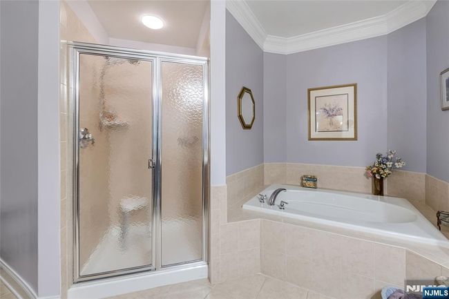 7108 Ravenscroft Rd, Condo with 2 bedrooms, 2 bathrooms and null parking in Clifton NJ | Image 28