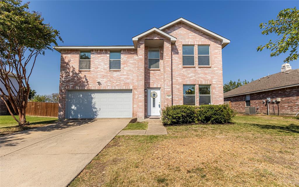 Lowndes Ln, Wylie, TX 75098