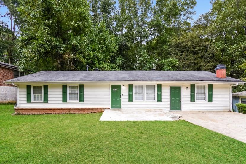 Paul St, Douglasville, GA 30135