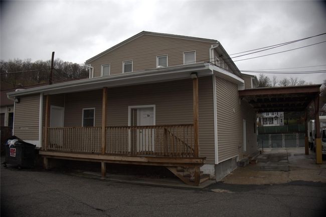 Front view of property | Image 10