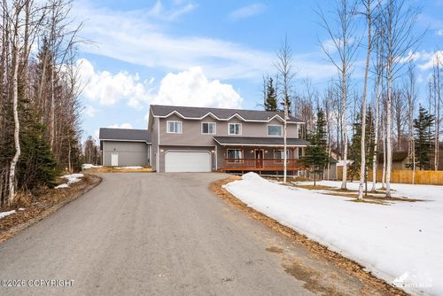 3751 N Crossover Dr, Wasilla, AK, 99623-9286 | Card Image