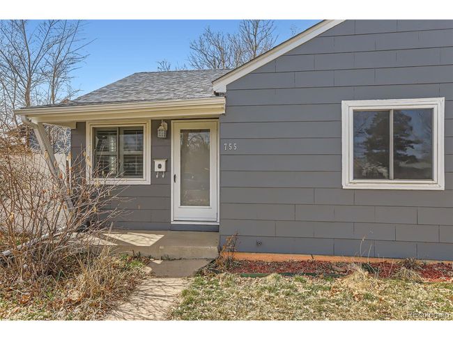 755 Newark St, House other with 2 bedrooms, 1 bathrooms and null parking in Aurora CO | Image 4