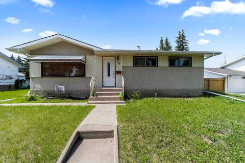 38 Mount Pleasant Dr, Camrose, AB, T4V2M1 | Card Image