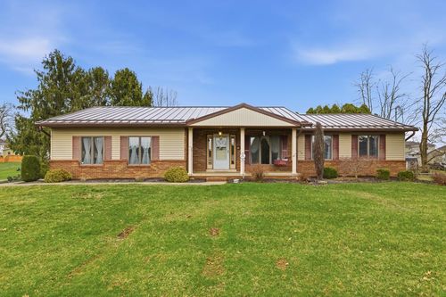 123 Weltmer Cir, Perrysville, OH, 44864-9564 | Card Image