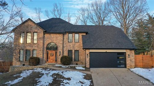 6906 Wellsford Ct, Oakville, MO, 63129-6400 | Card Image
