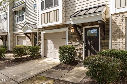 204 Irving Way, Durham, NC, 27703-7732 | Card Image