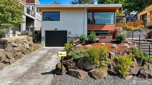 2568 13th Ave W, Seattle, WA, 98119-2119 | Card Image