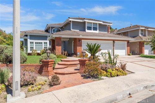 21956 Drexel Way, Lake Forest, CA, 92630-5995 | Card Image