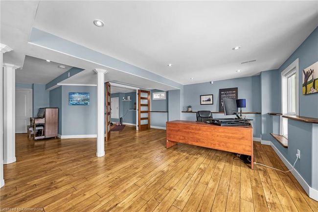 11 Sundial Cres, House other with 5 bedrooms, 3 bathrooms and 6 parking in Dundas ON | Image 37