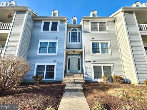 apt-d-12201 Saint Peter Ct, GERMANTOWN, MD, 20874-2558 | Card Image