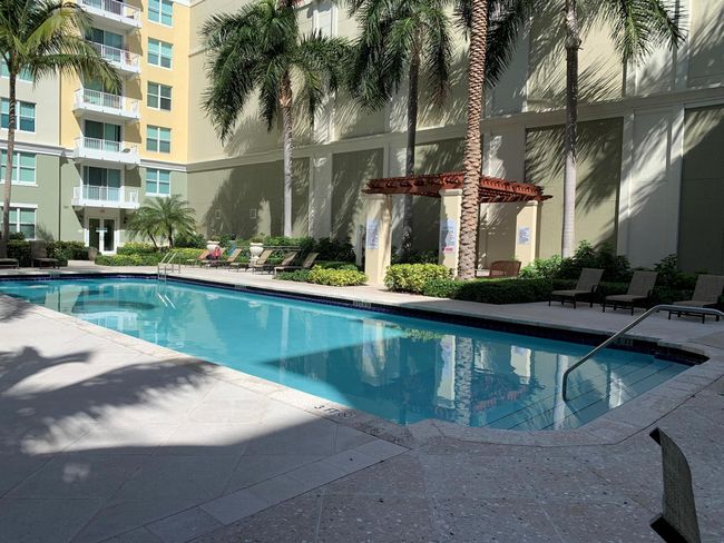 PH15 - 802 W Windward Way, Condo with 3 bedrooms, 2 bathrooms and null parking in Lantana FL | Image 10