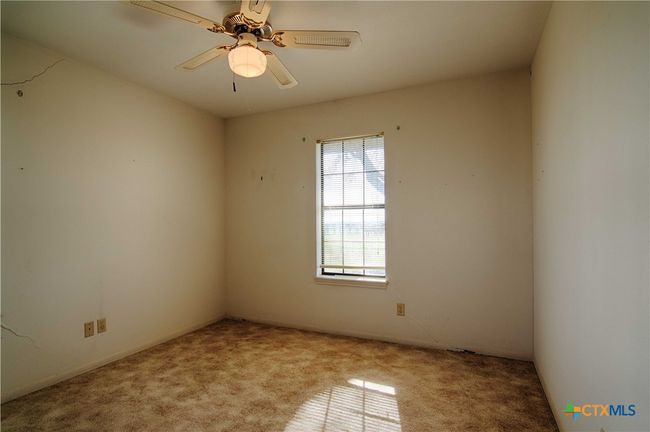 11552 Fm 1383, Home with 3 bedrooms, 2 bathrooms and null parking in Schulenburg TX | Image 17