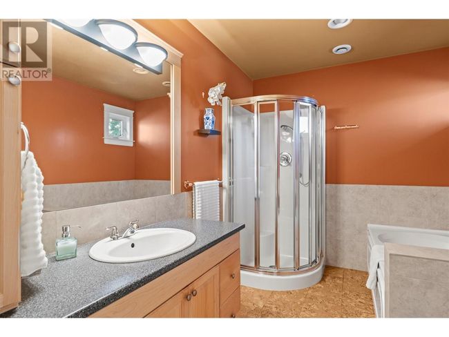 11704 Tassie Dr, House other with 4 bedrooms, 3 bathrooms and 5 parking in Coldstream BC | Image 29