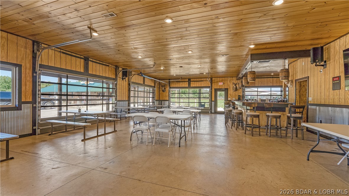 Commercial Sale in Roach 5