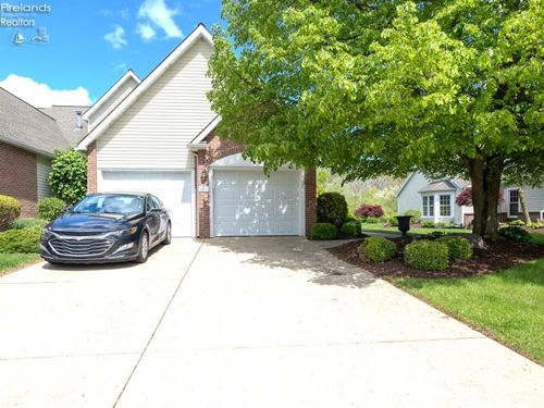 1511 Timber Lake Ln, Sandusky, OH, 44870-7003 | Card Image
