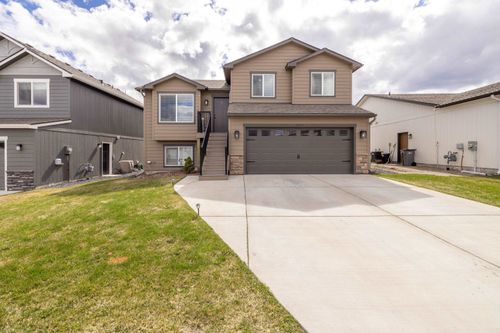1217 S Greenacres Rd, Greenacres, WA, 99016-9835 | Card Image