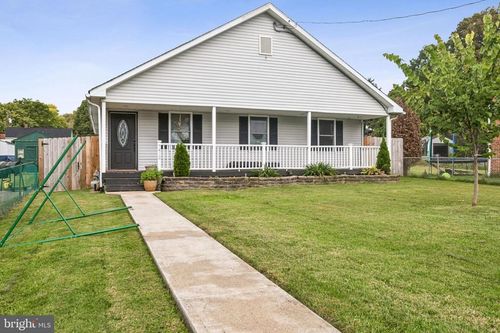 7412 Poplar Ave, BALTIMORE, MD, 21224-3229 | Card Image