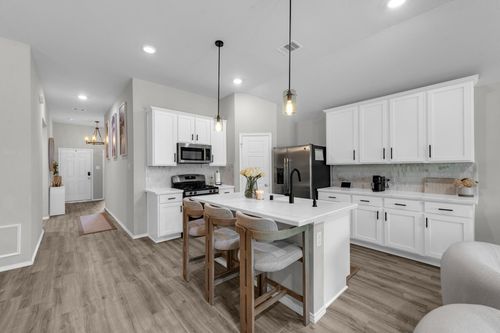 508 Bonnerville Ln, Magnolia, TX, 77354-4554 | Card Image